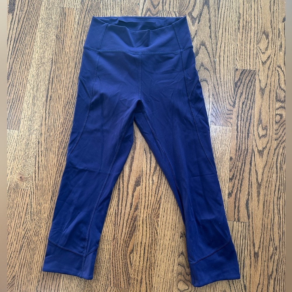 Lululemon In Movement Crop Leggings - Size 4 (Purple)